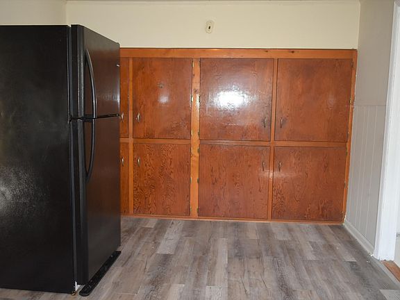3rd image of 38 Durand Pl Floor 3