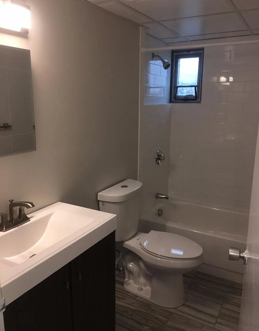 2 bed, $2,600 — Photo 2