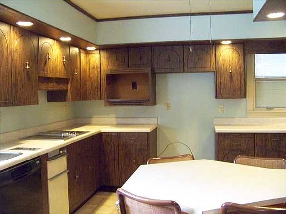 Built in table can be removed upon request, with an acceptable offer