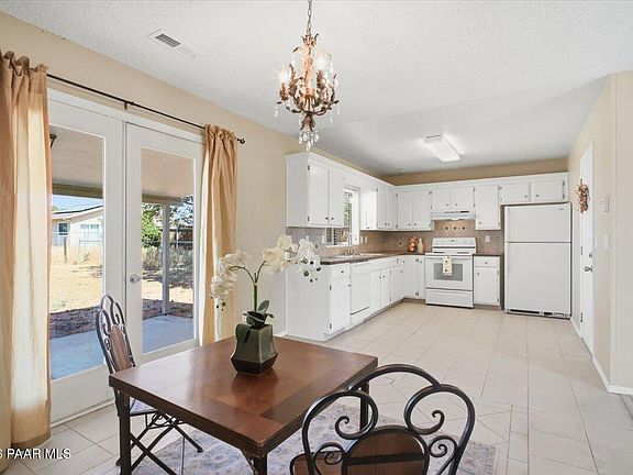 5th image of 4530 N Noel Dr