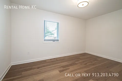 8400 W 93rd St — Photo 25