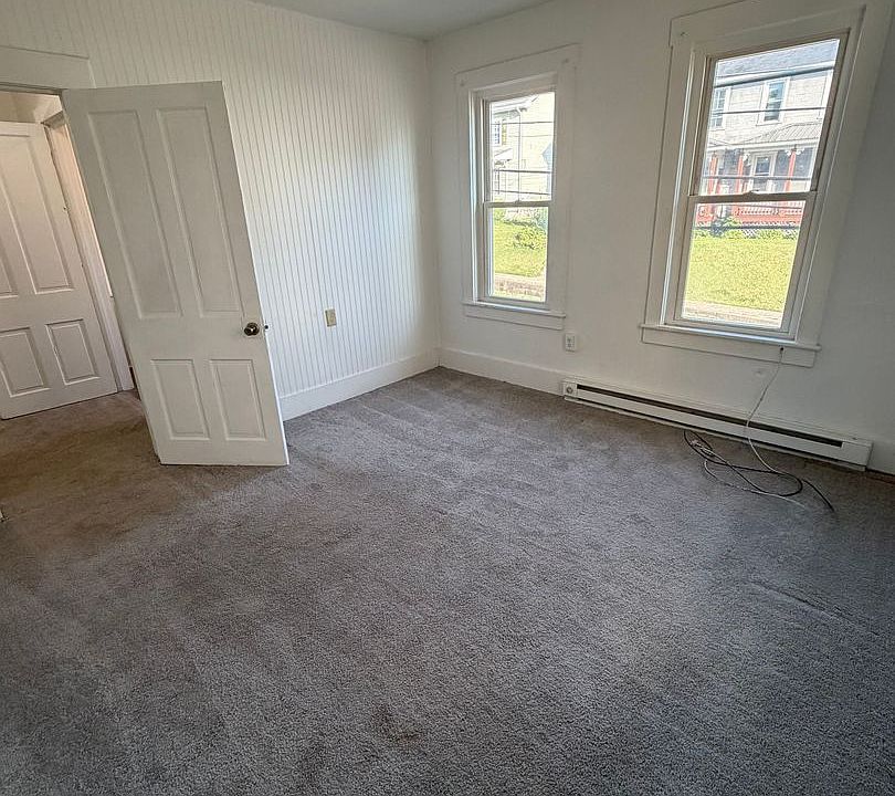 1st image of 311 E Lamb St #2