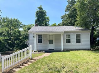 2821 Old Hanley Rd, Saint Louis, MO 63114