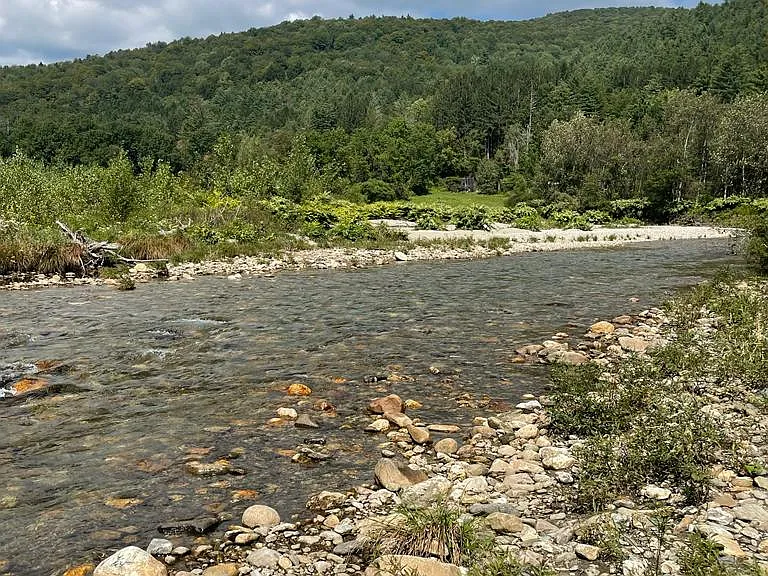 1072 Route 100 — Photo 8