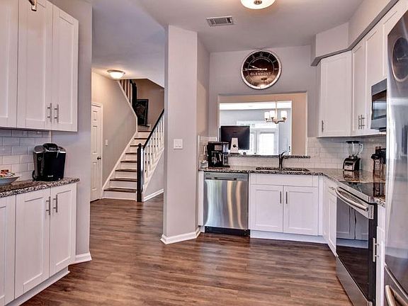 5th image of 106 Appaloosa Dr