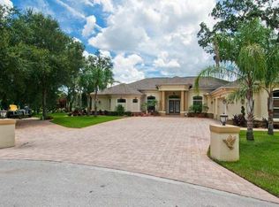 8240 Shorecrest Ct, Spring Hill, FL 34608