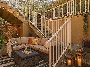 147 SW McKenzie Towne Close SE, Calgary, AB T2Z1A7