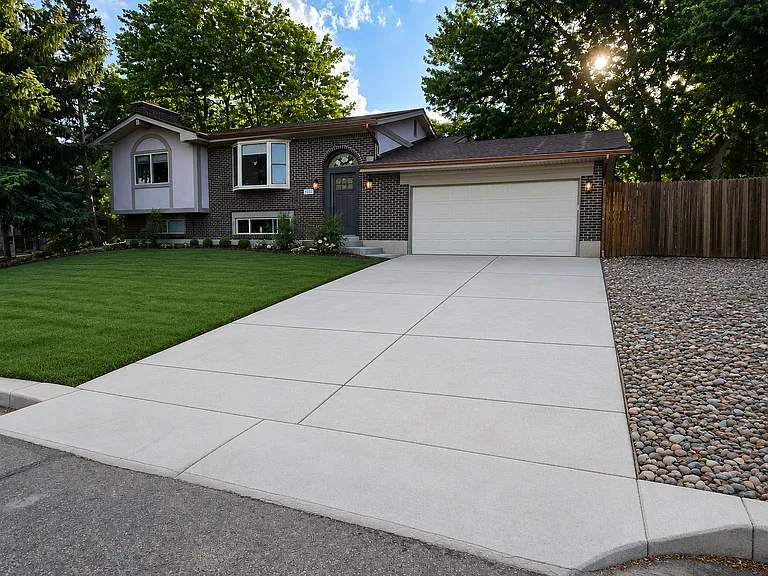 2620 Penacho Cir — Photo 1