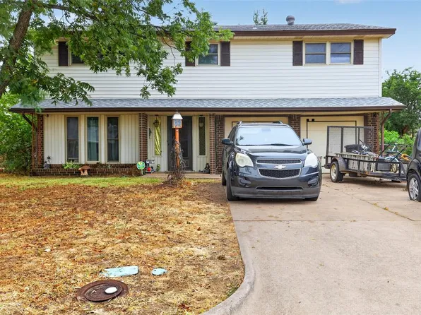 4736 Newport Dr, Del City, OK 73115