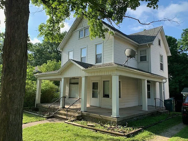 2323 E Main St photo 1