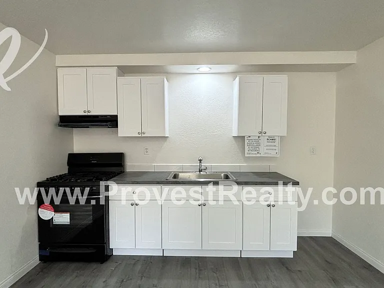 Freshly Modernized 1-Bed, 1-Bath Apartments in Adelanto!! — Photo 16