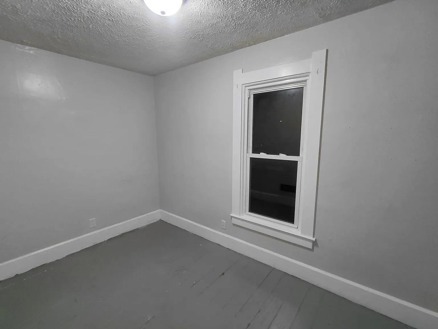 319 Richmond Ave — Photo 4