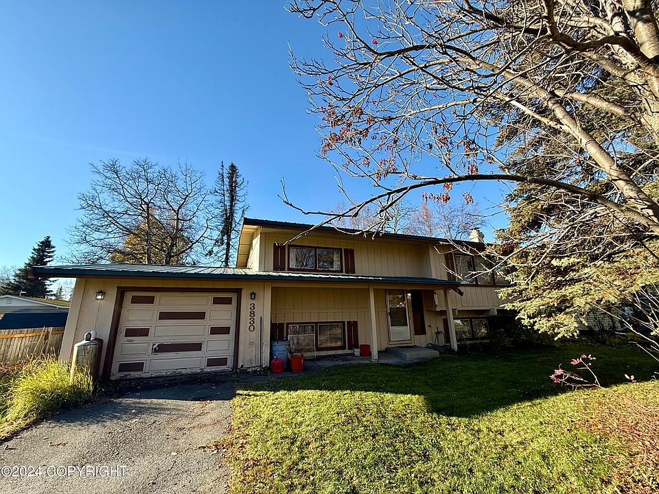 2nd image of 3830 Borland Cir