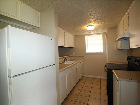 2nd image of 1006 Straka Ter #B