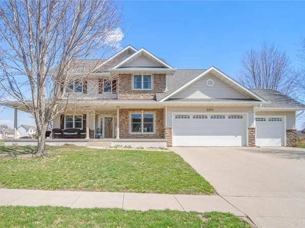 355 Hawkeye Dr, Pleasant Hill, IA 50327