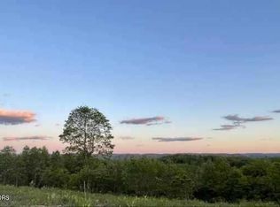 625 County Line Rd, Harrogate, TN 37752