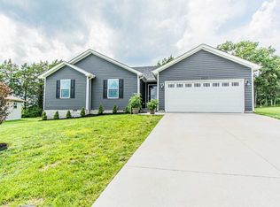 1522 N Pointe Way, Bowling Green, KY 42101