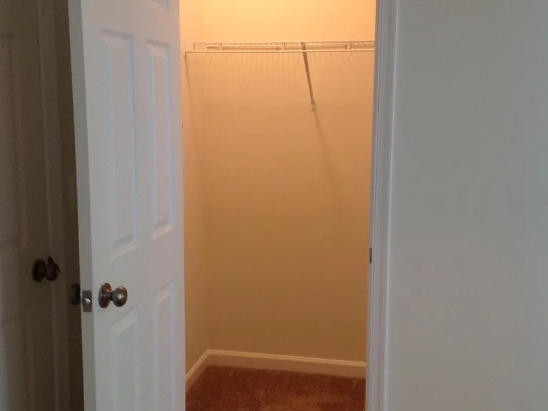 204 Upper Brook Ter — Photo 18