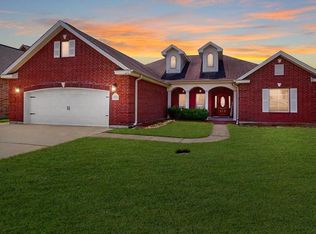 9201 Laura Ln, Port Arthur, TX 77640