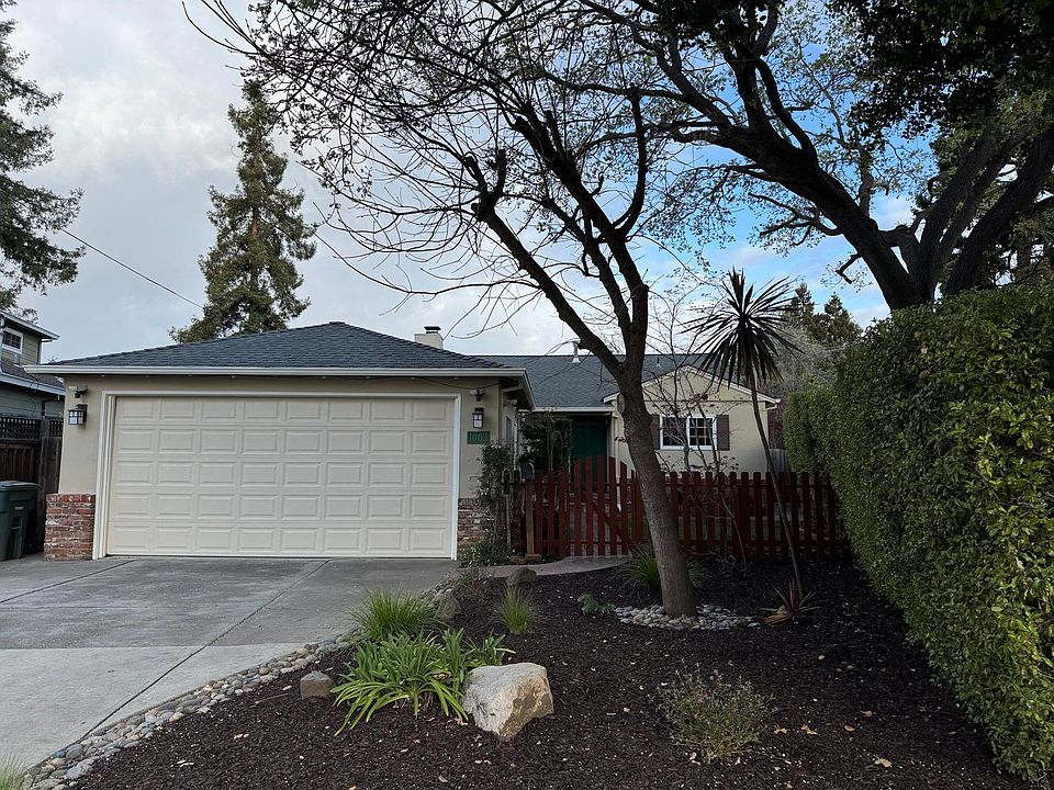 1st image of 1003 Peggy Ln