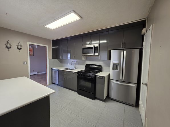 14 Winthrop Rd