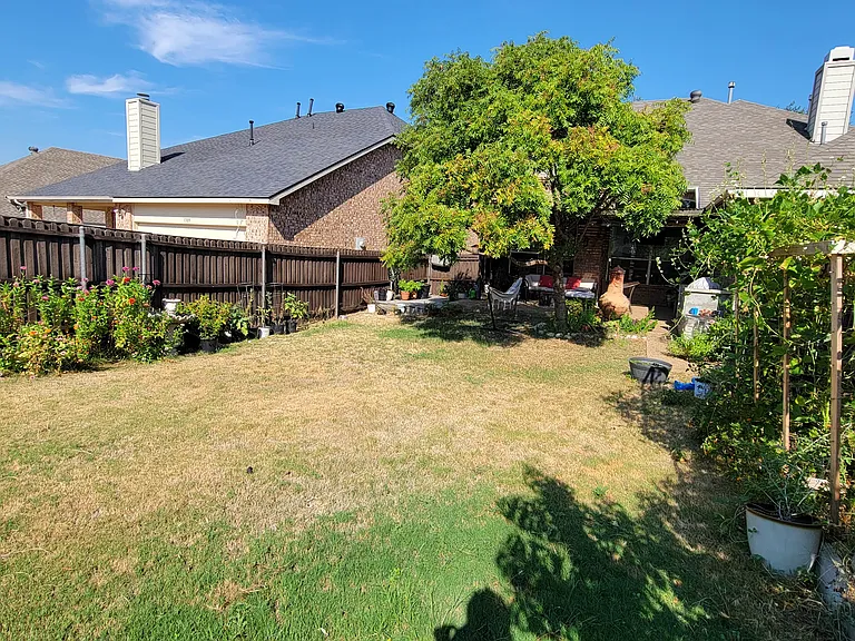 1307 Heather Brook Dr — Photo 24