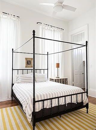 3rd image of 1406 Magazine St #1A