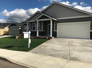 182 SW 33rd Dr, Redmond, OR 97756