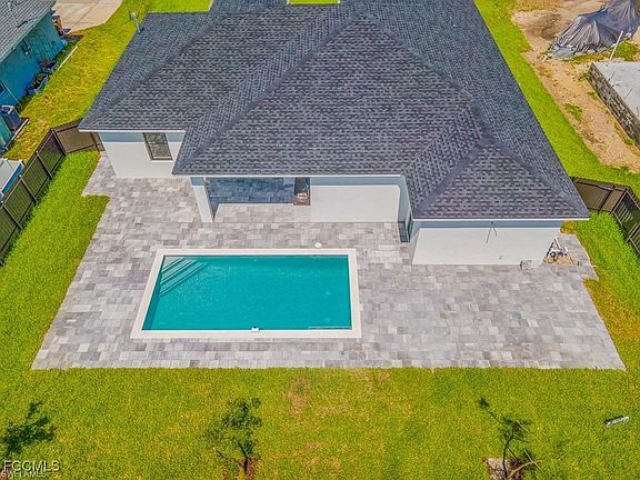 2nd image of 2109 El Dorado Blvd N