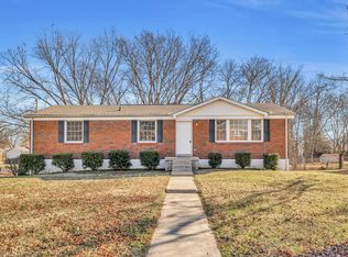 4004 Glenrose Dr, Columbia, TN 38401