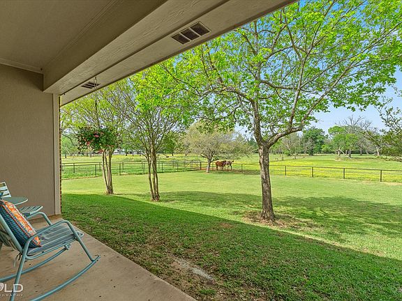 5th image of 2675 Swan Lake Rd