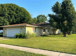 531 High School St, Divernon, IL 62530