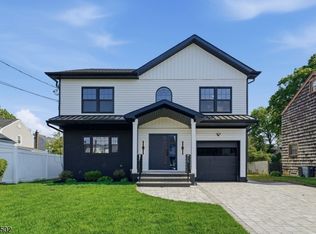 275 Longview Rd, Union, NJ 07083
