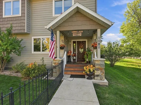 1121 N Canyon St, Spearfish, SD 57783