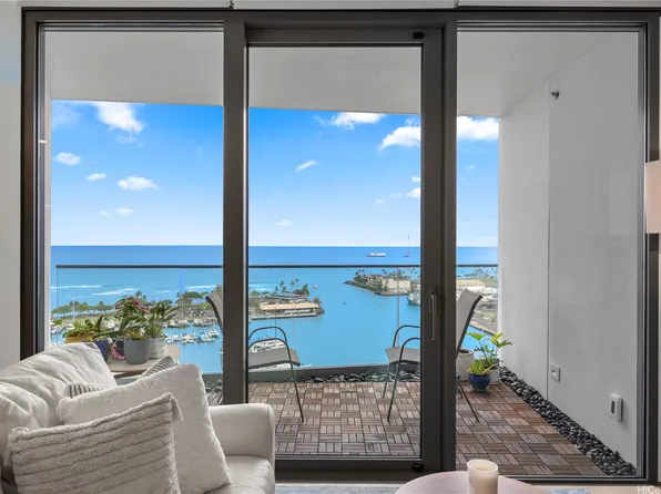 1000 Auahi St #2100, Honolulu, HI 96814