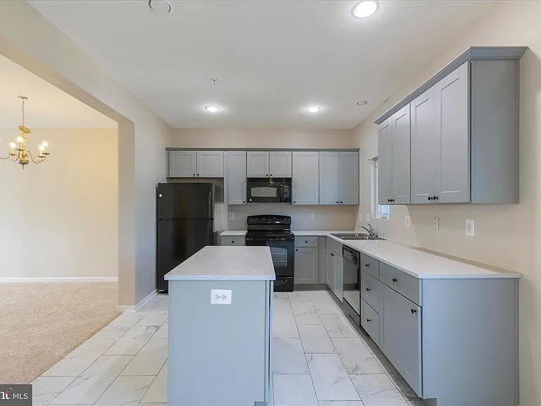 11696 Palm Desert Pl — Photo 18