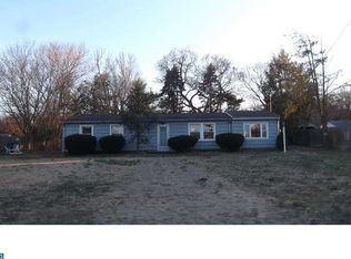 3050 Fostertown Rd, Mount Laurel, NJ 08054