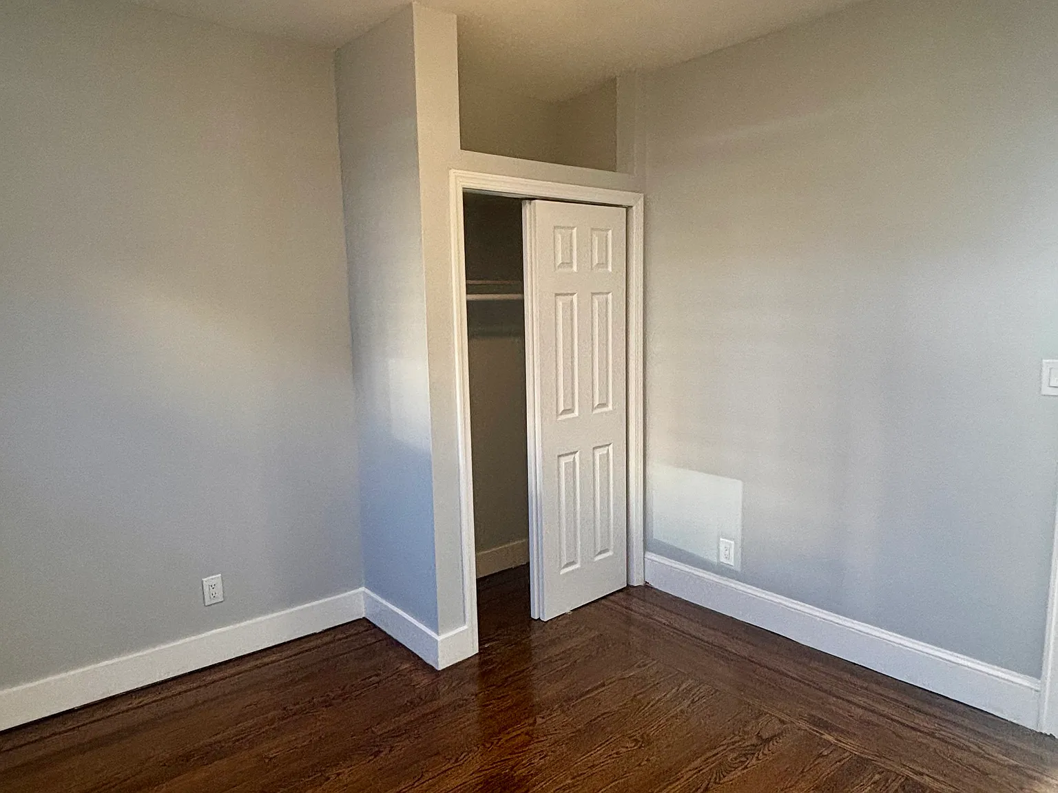 4 bed, 1200 sqft, $3,200 — Photo 4