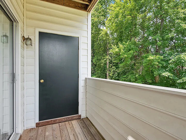 Woodgate — Photo 20