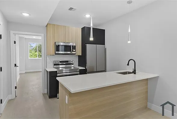 715 N Brooklyn St #2 — Photo 9