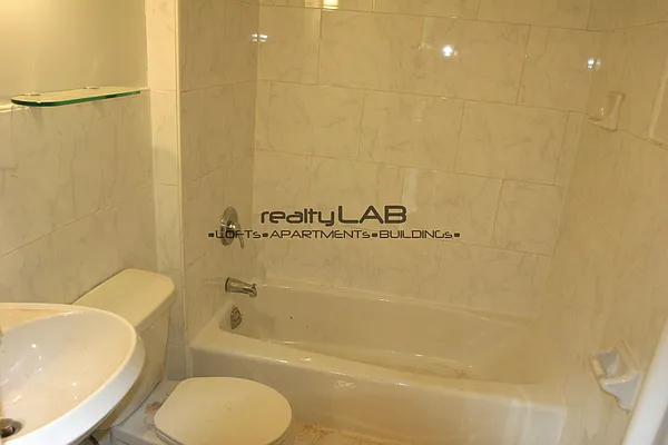 Rented by Realty Lab LLC | media 85