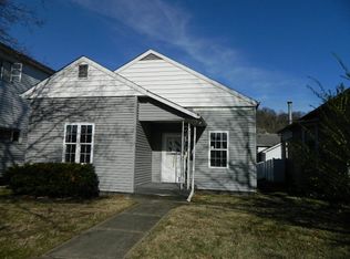 919 S 7th St, Ironton, OH 45638