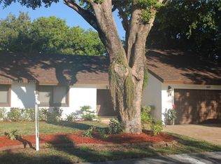 620 SW 99th Ave, Pembroke Pines, FL 33025