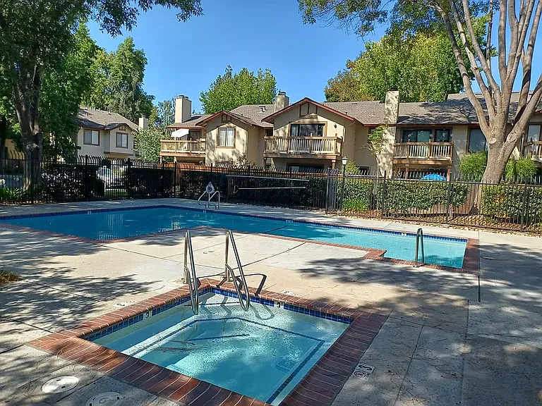 38756 Rosegate Ter — Photo 13