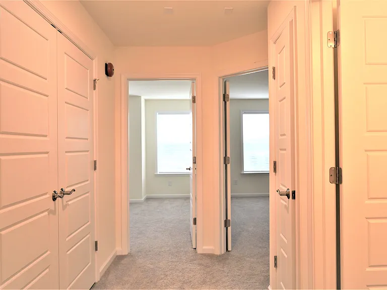 61 Becker Dr — Photo 17