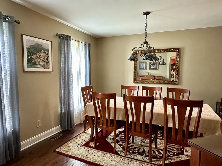 504 Ethel Ct — Photo 27