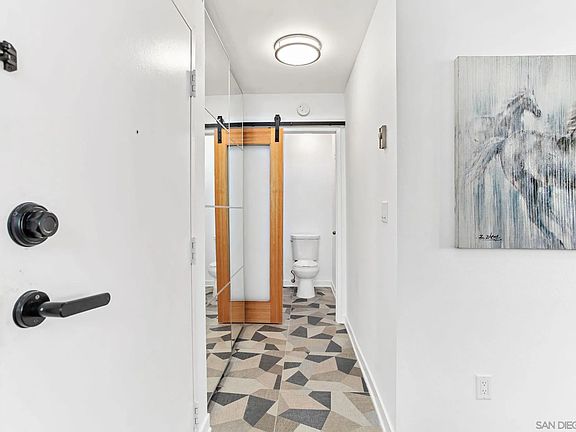4th image of 6924 Hyde Park Dr Unit 321