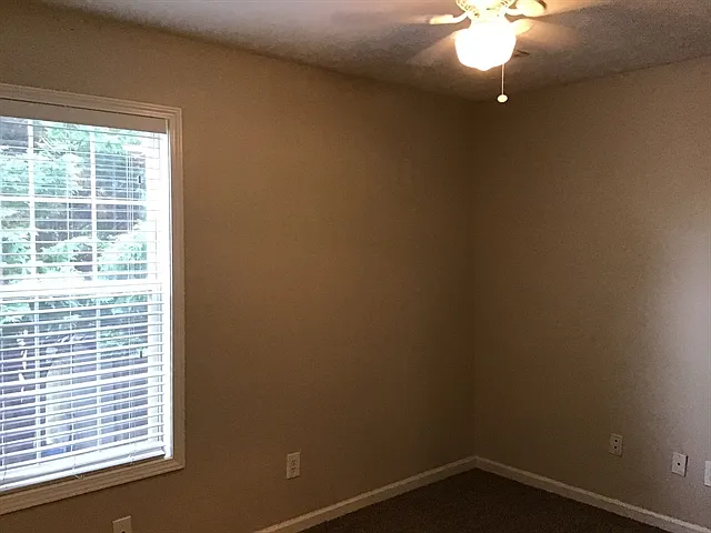 2535 Lakeview Trl — Photo 11