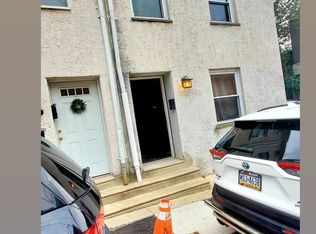 105 Carson St, Philadelphia, PA 19127
