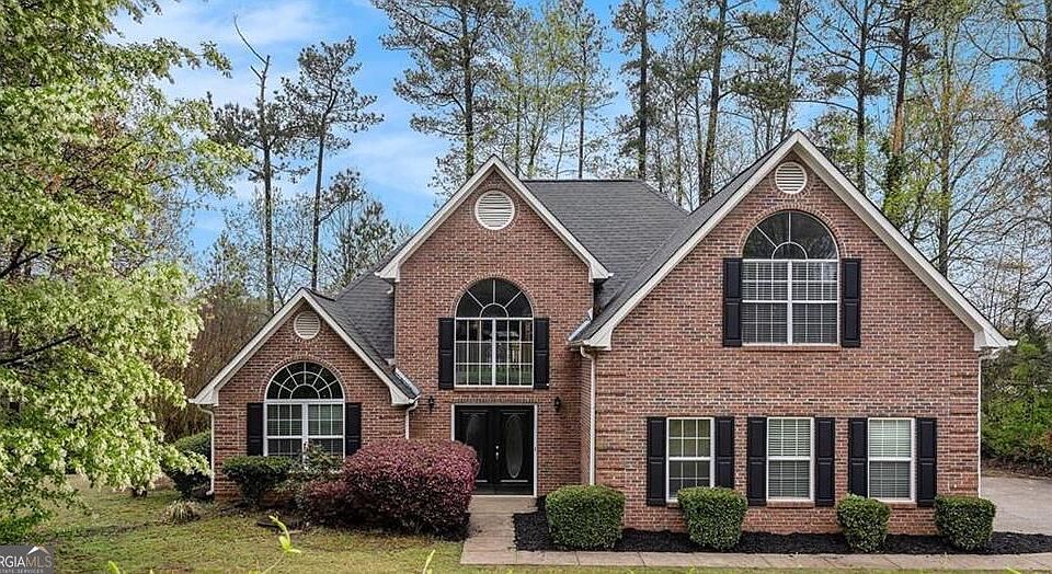 1st image of 322 Fernhill Ct